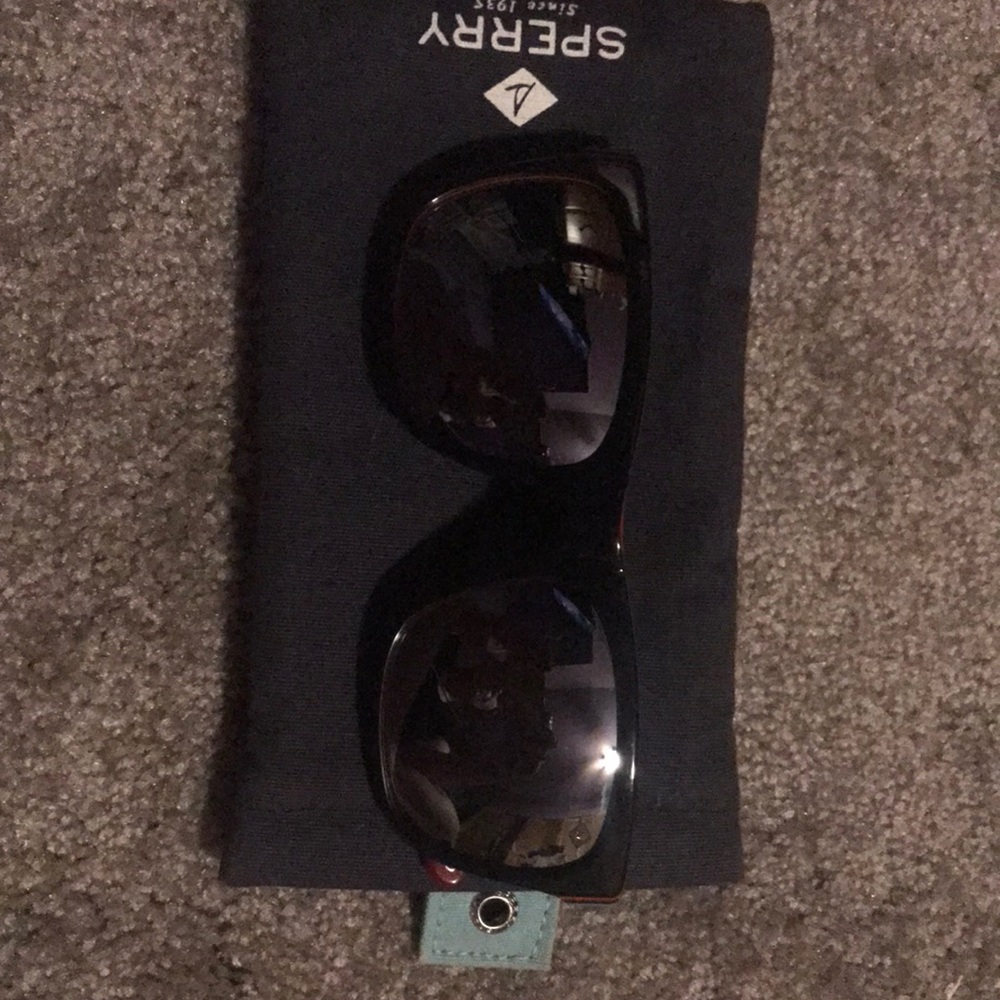 Sperry sunglasses